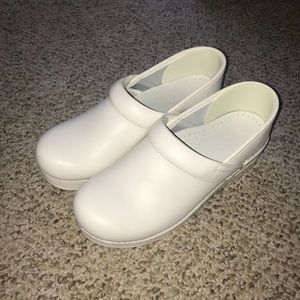 White Dansko